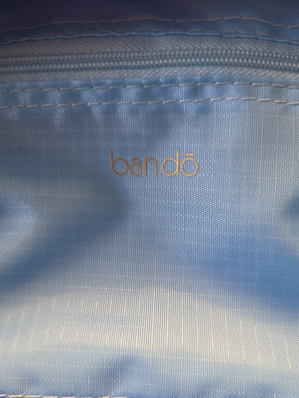 Bando Toiletry Bag - Picture 6 of 7